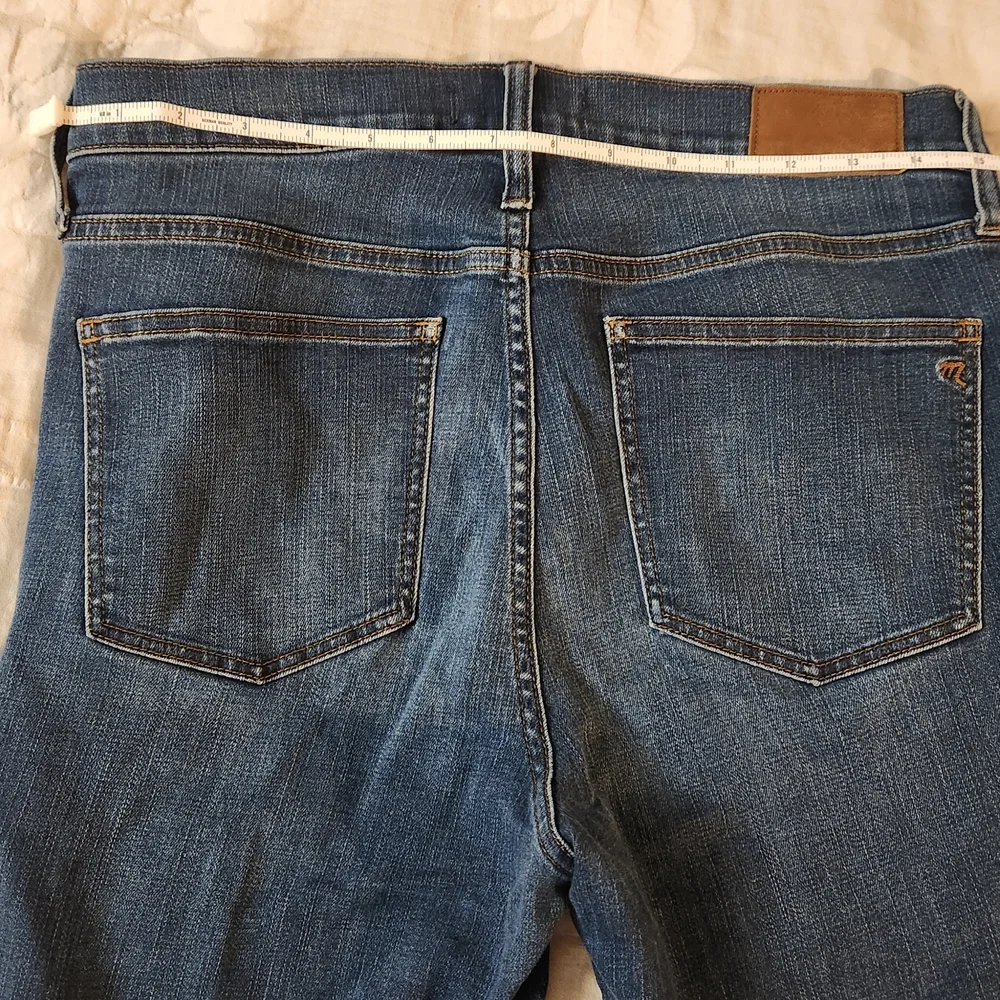Madewell 9" High Rise Skinny Jeans - Picture 2 of 3